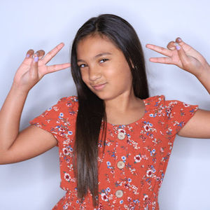 Meet your Posher, Grace funes